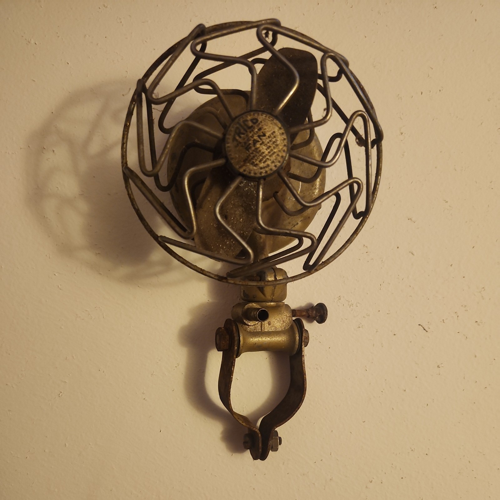 Vintage 1920\'s 30\'s Trico Vacuum Fan