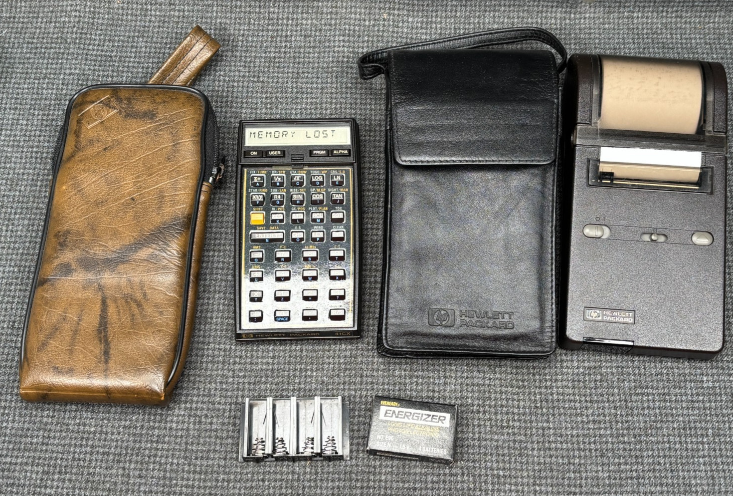 B23 Hewlett Packard HP 41CX Scientific Calculator W/ Case & Printer Works