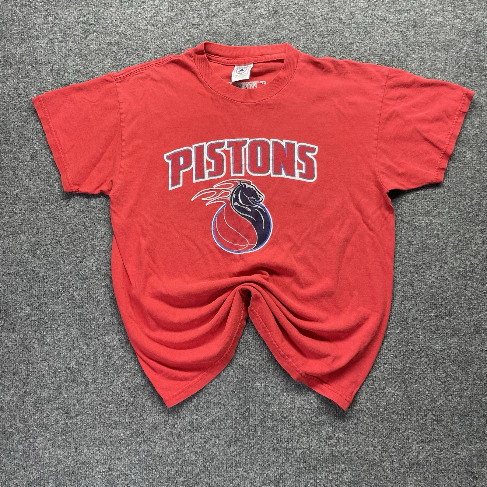 Detroit Pistons Vintage 90s Red Horse Logo T-Shirt Youth XL 100% Cotton NBA VTG