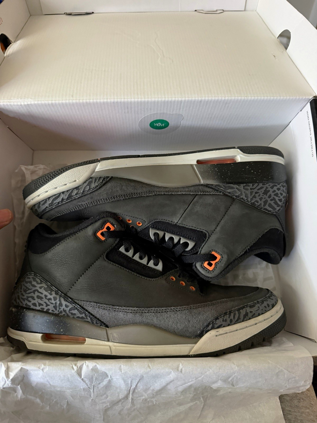 Jordan Air Jordan 3 Retro 2023 Mid Fear pack Night Stadium/Orange still with box