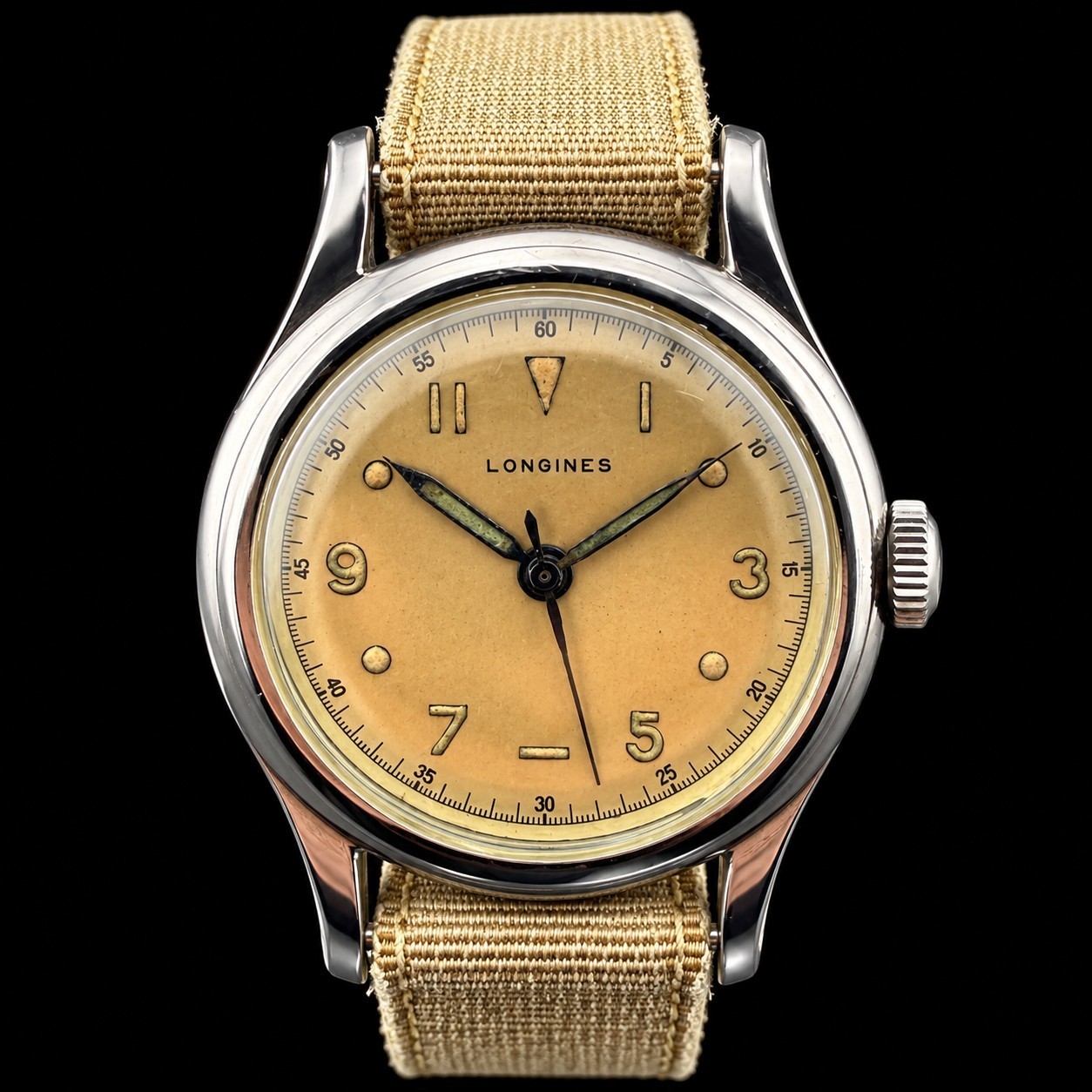 VINTAGE LONGINES REF. 23044-93 MANUAL WIND CENTER SECONDS 33MM 1940\'S VINTAGE LONGINES REF. 23044-93 MANUAL WIND CENTER SECONDS 33MM 1940\'S