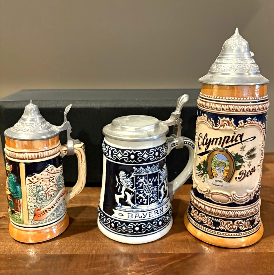 3pc Lidded Beer Steins Ceramic/Pewter Painted Blue Beige White Silver 3pc Lidded Beer Steins Ceramic/Pewter Painted Blue Beige White Silver