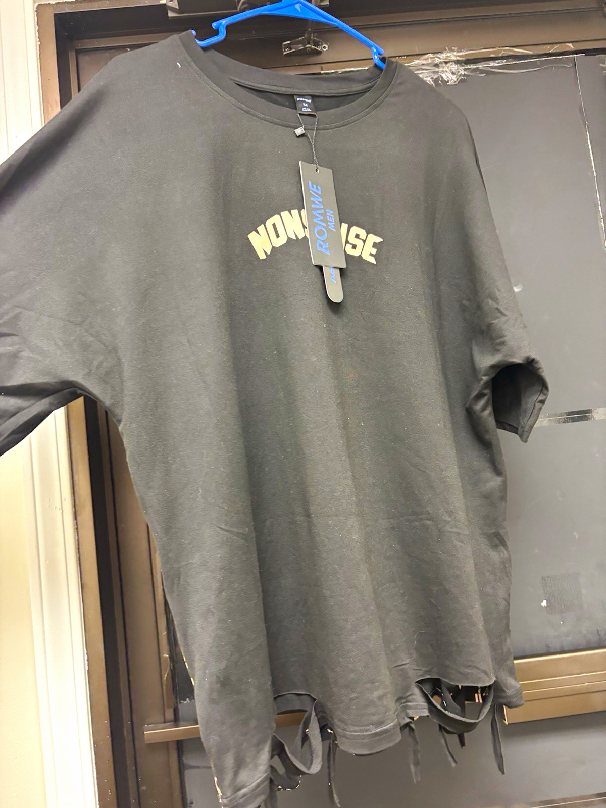 ROMWE Men’s Black Graphic Print Crew Neck Short Sleeve T-Shirt Size M ROMWE Men’s Black Graphic Print Crew Neck Short Sleeve T-Shirt Size M