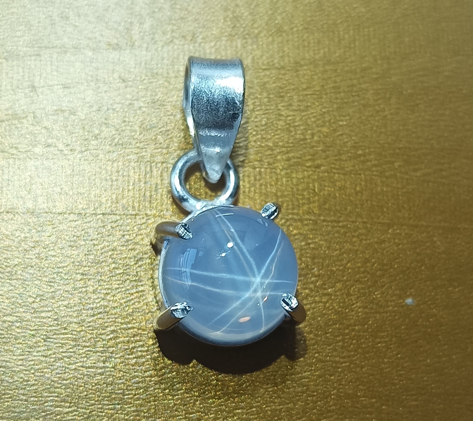 14.15 Ct Elegant Natural White Round Star Sapphire Pendant 6 Ray Gems With Chain