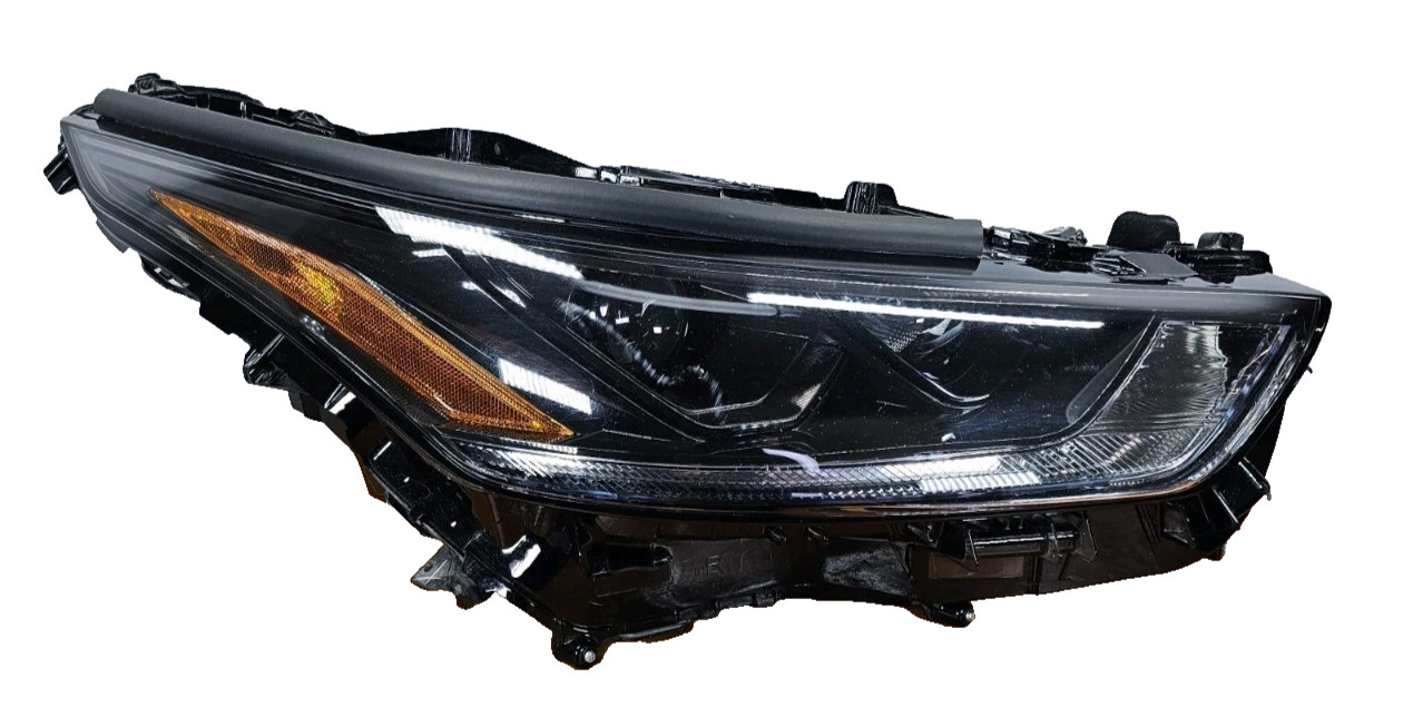 2020-2022 TOYOTA HIGHLANDER RIGHT PASSENGER LED HEADLIGHT 10000-8A0ED OEM USED