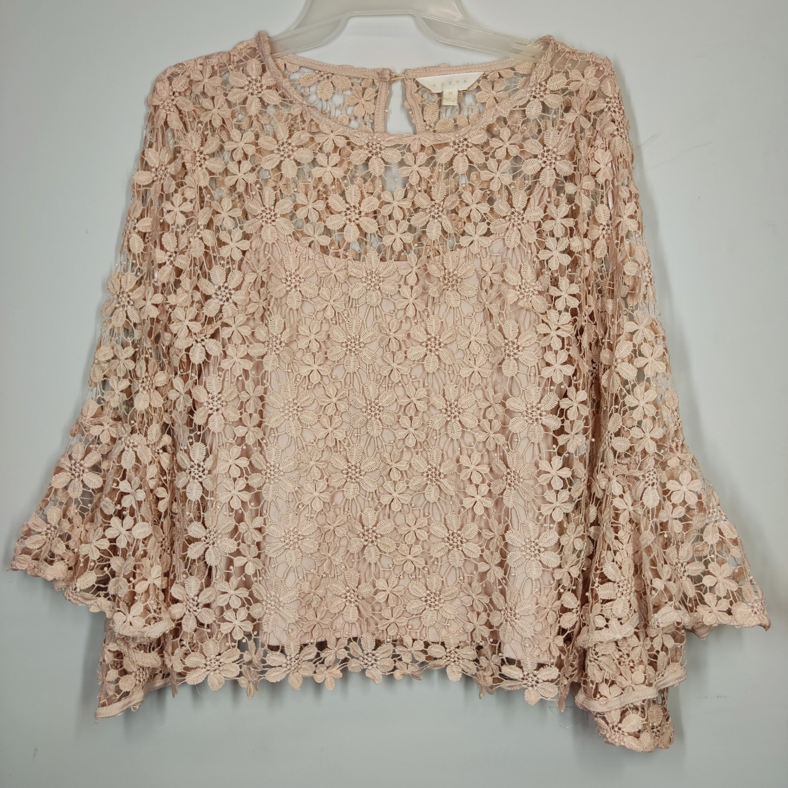 Adiva Blouse Womens Medium Pink Floral Crochet Lace Bell Sleeve Keyhole Top Adiva Blouse Womens Medium Pink Floral Crochet Lace Bell Sleeve Keyhole Top