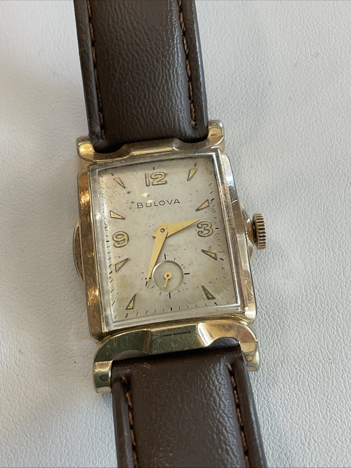 Works Vintage Antique Men’s Bulova 10K RGP Tank Wristwatch Works Vintage Antique Men’s Bulova 10K RGP Tank Wristwatch