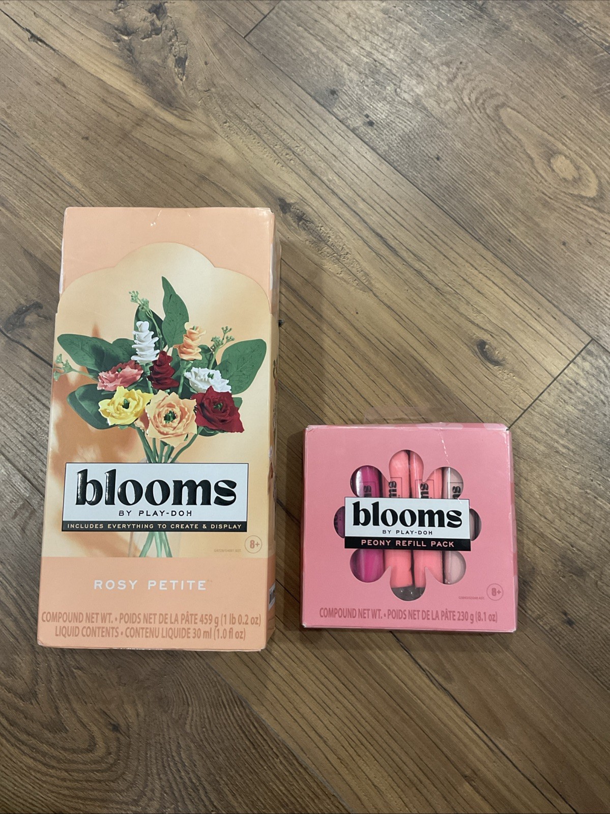 {G17} Adult Play-Doh Blooms Rosy Petite Flower Bouquet Kit+Peony Refill Pack NEW {G17} Adult Play-Doh Blooms Rosy Petite Flower Bouquet Kit+Peony Refill Pack NEW