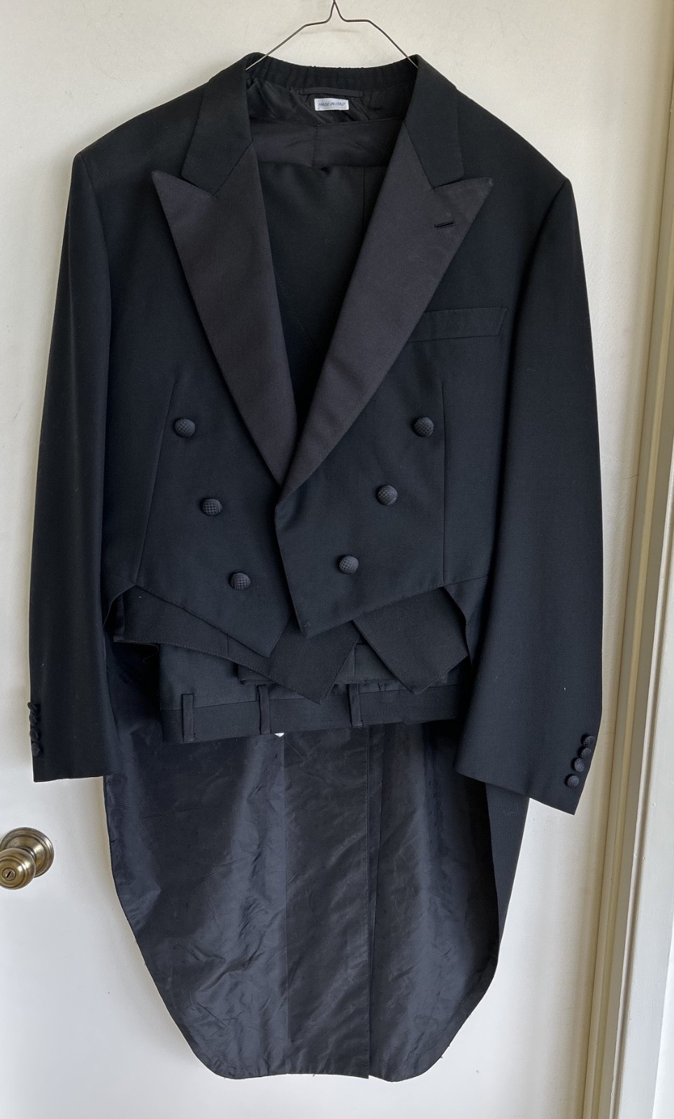 Saks Fifth Avenue Tuxedo Tails, pants, vest made in Italy 42L Saks Fifth Avenue Tuxedo Tails, pants, vest made in Italy 42L