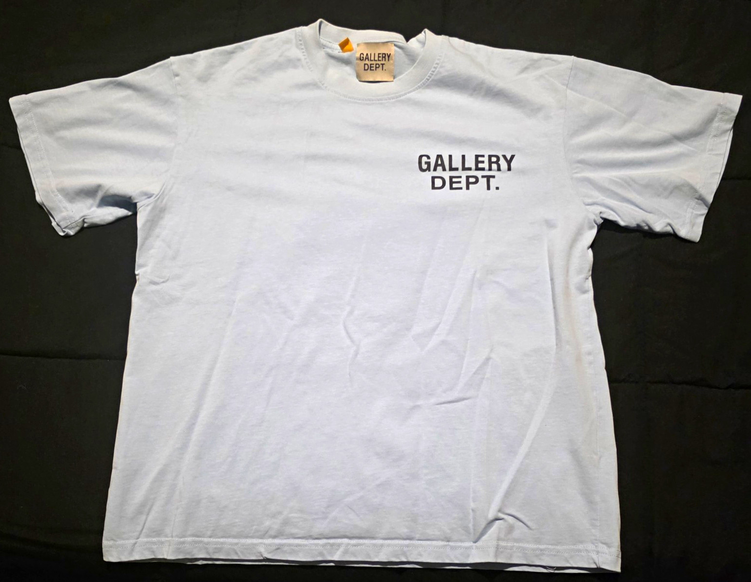 Gallery Dept. Men\'s Light Blue Graphic Logo Crew Neck Short Sleeve T-Shirt L Gallery Dept. Men\'s Light Blue Graphic Logo Crew Neck Short Sleeve T-Shirt L