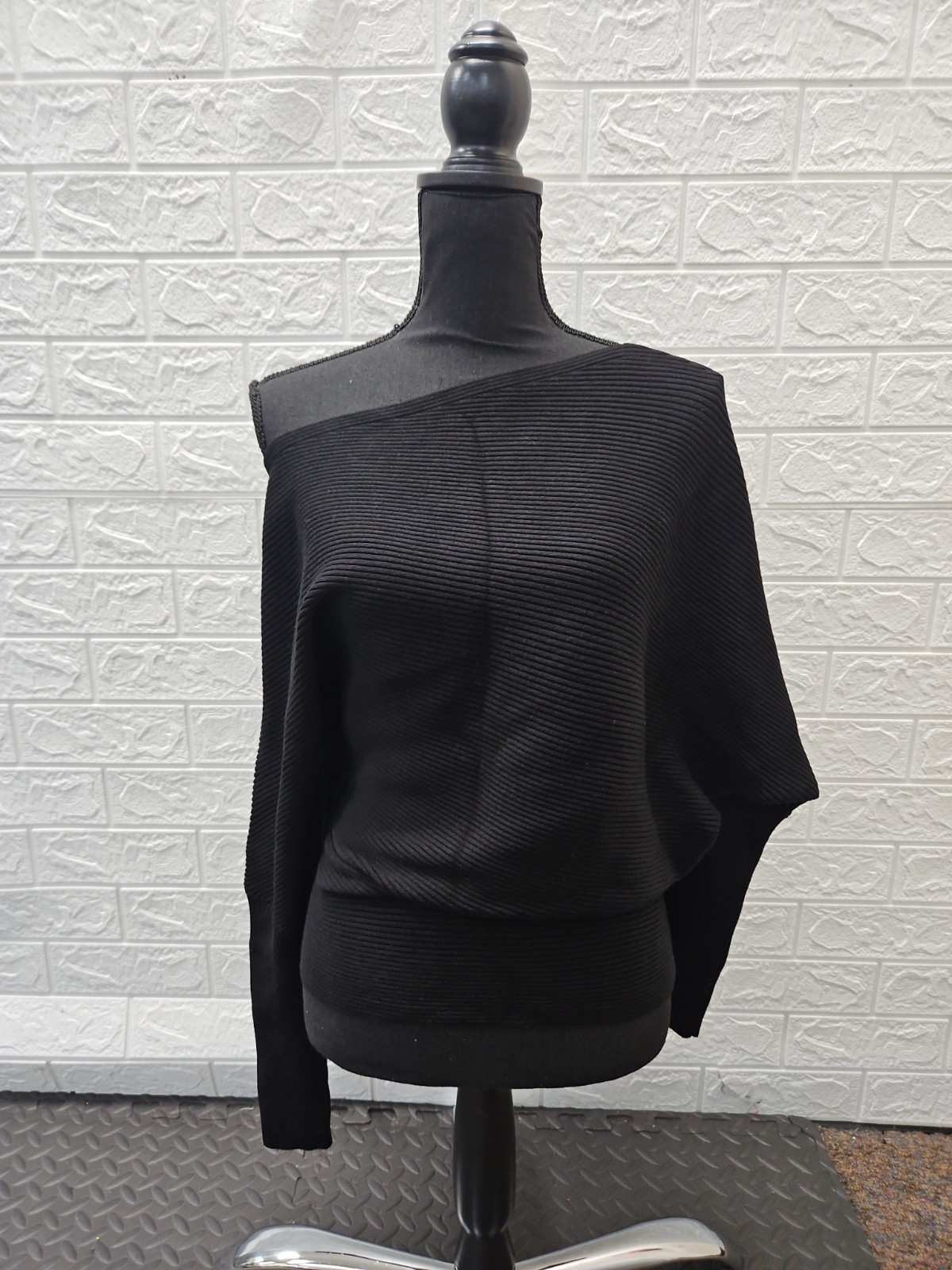 New REISS Lorna Asymmetric Draped Knitted Jumper In Black Sz S