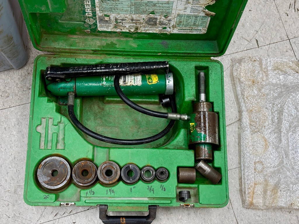 Greenlee 767 Hydraulic Knockout Punch Set 1/2 to 2 Inch Complete Greenlee 767 Hydraulic Knockout Punch Set 1/2 to 2 Inch Complete