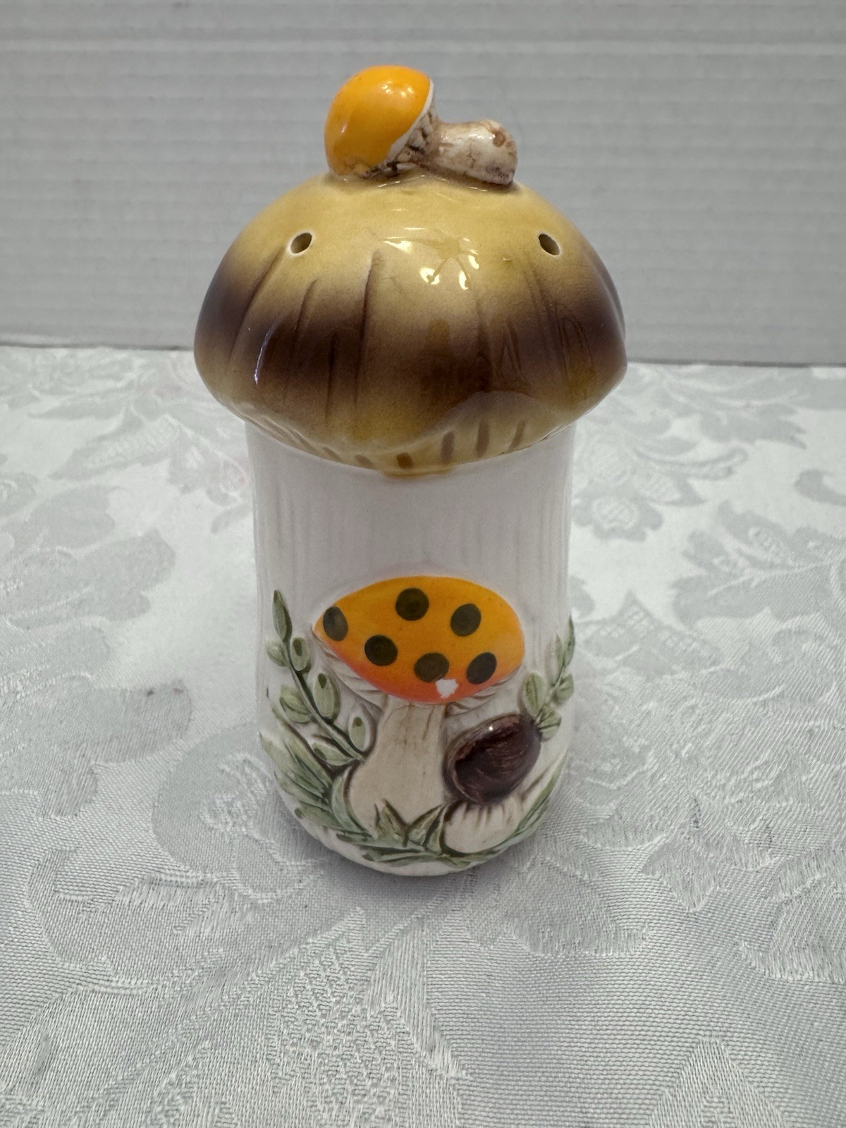 Vintage 1970s Sears Roebuck Merry Mushroom pepper Shaker replacement Ceramic Vintage 1970s Sears Roebuck Merry Mushroom pepper Shaker replacement Ceramic