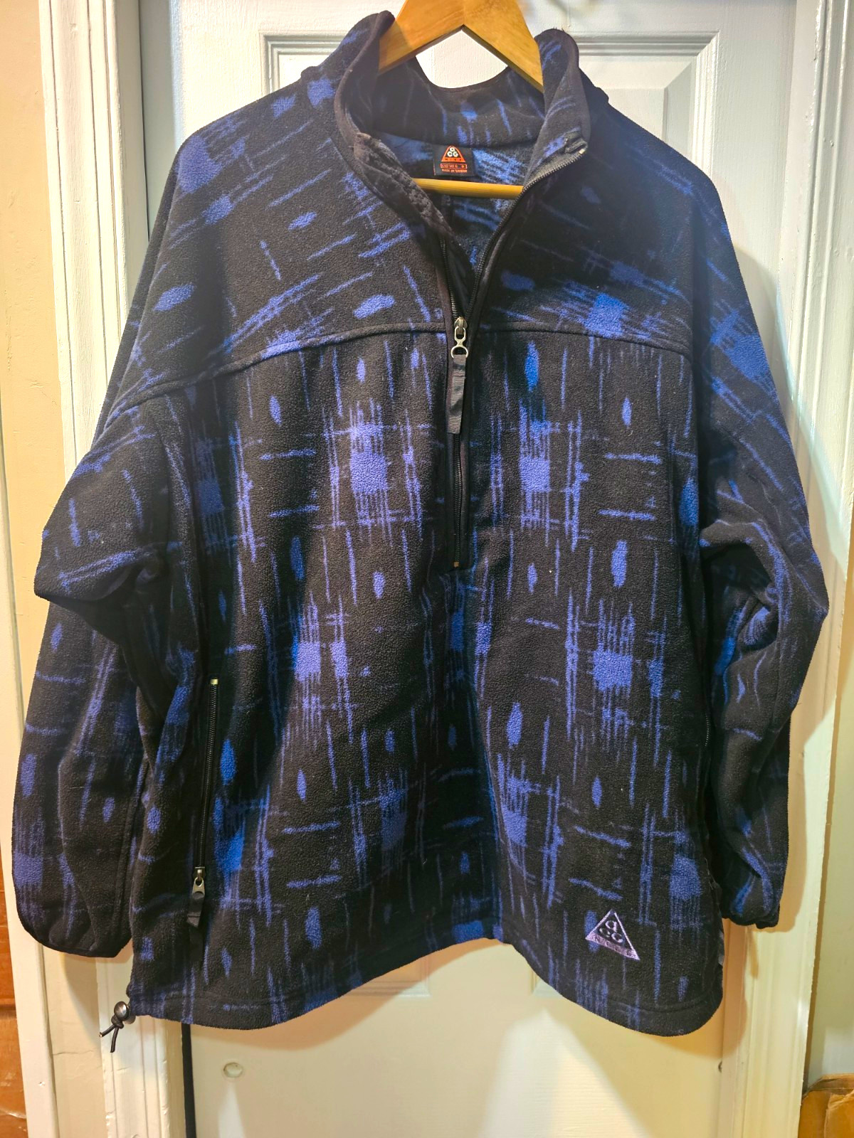 Nike ACG Men\'s Black/Blue Abstract Full Zip Fleece Jacket L Stand-Up Collar