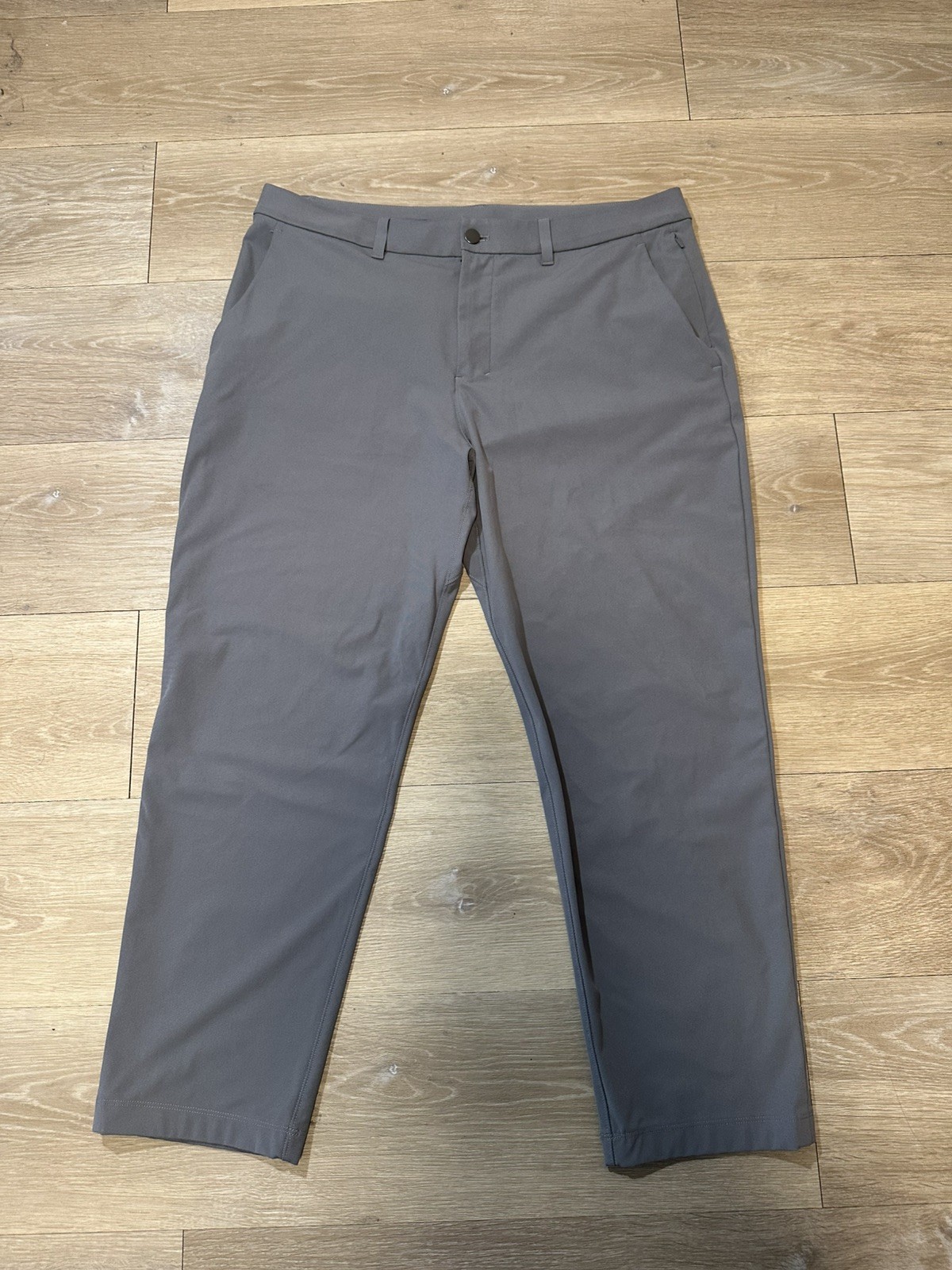 Lululemon Men\'s ABC Pants - 36x28 - Grey - Classic Fit