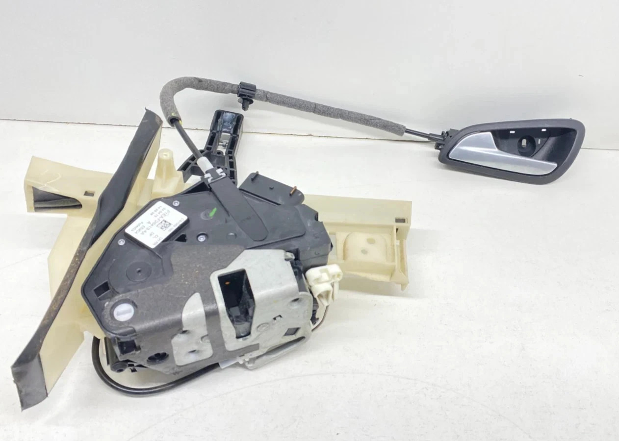 11-16 FORD FIESTA REAR LEFT LATCH LOCK ACTUATOR W/DOOR HANDLE OEM F1EA-F26413-AA