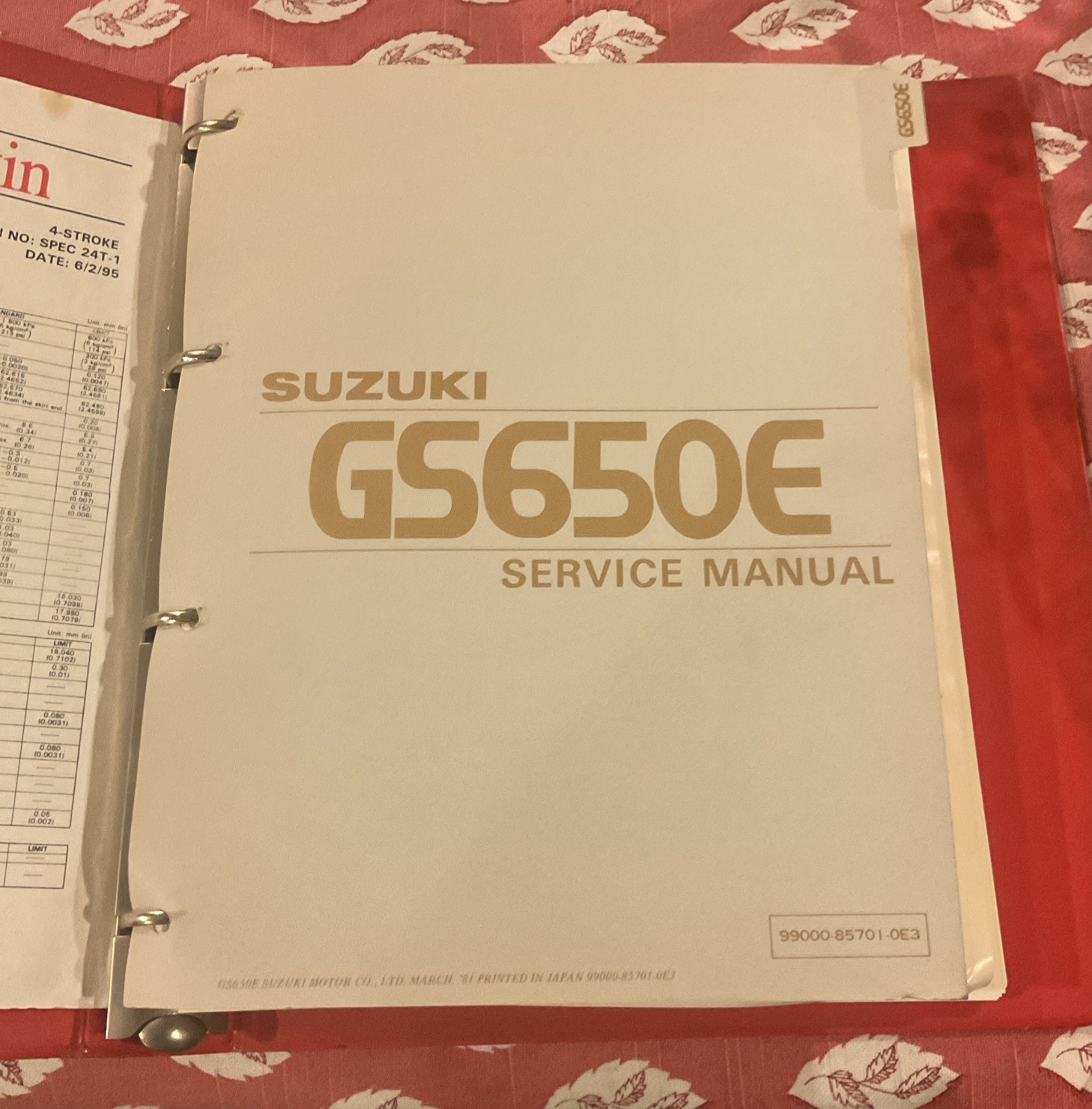1981-1983 Suzuki GS650G GL GZ GLZ Service Manual SET STAINED BINDER FACTORY OEM 1981-1983 Suzuki GS650G GL GZ GLZ Service Manual SET STAINED BINDER FACTORY OEM