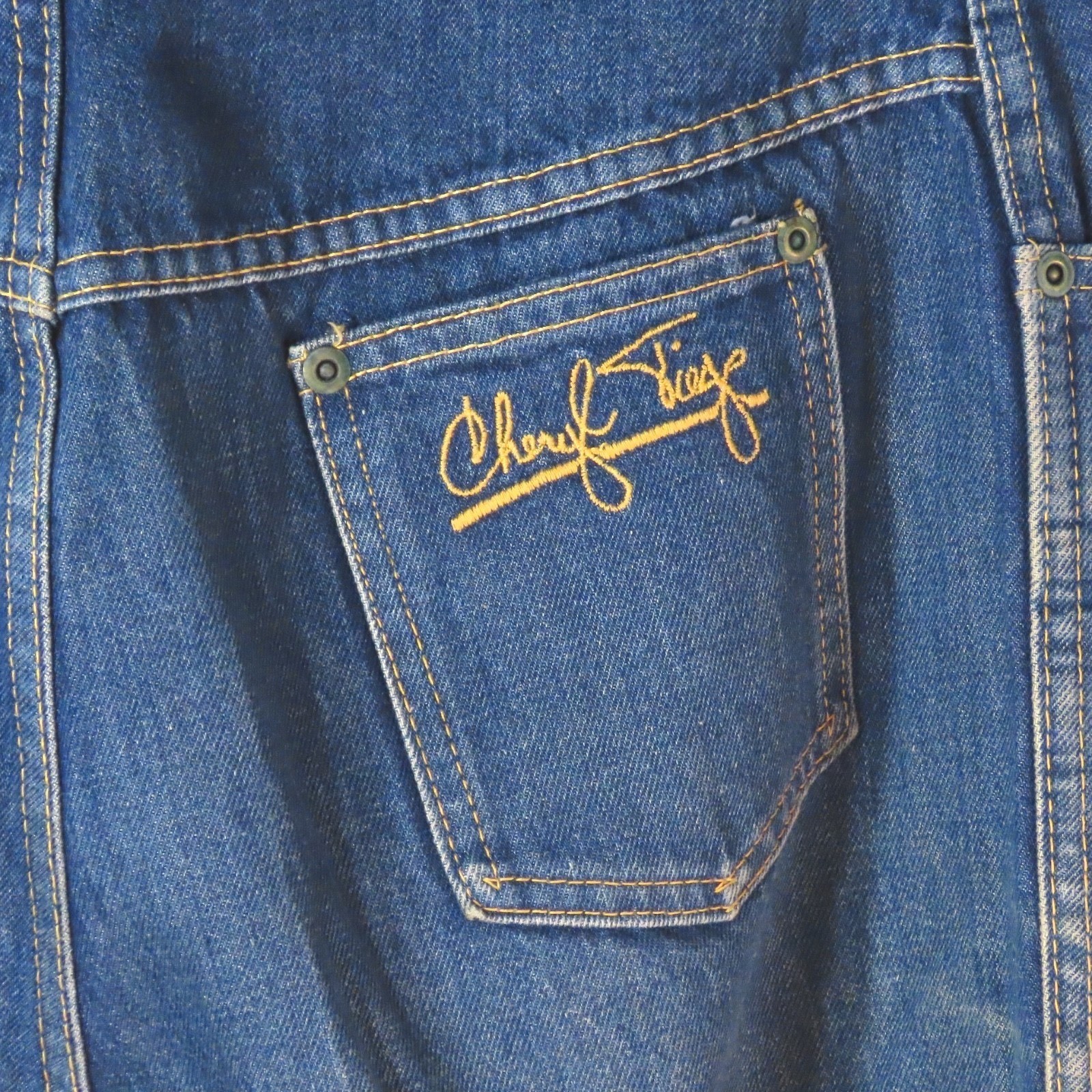 VTG Cheryl Tiegs Jeans FADED CENTER CREASE Soft Distressed Denim (18) - 31x32