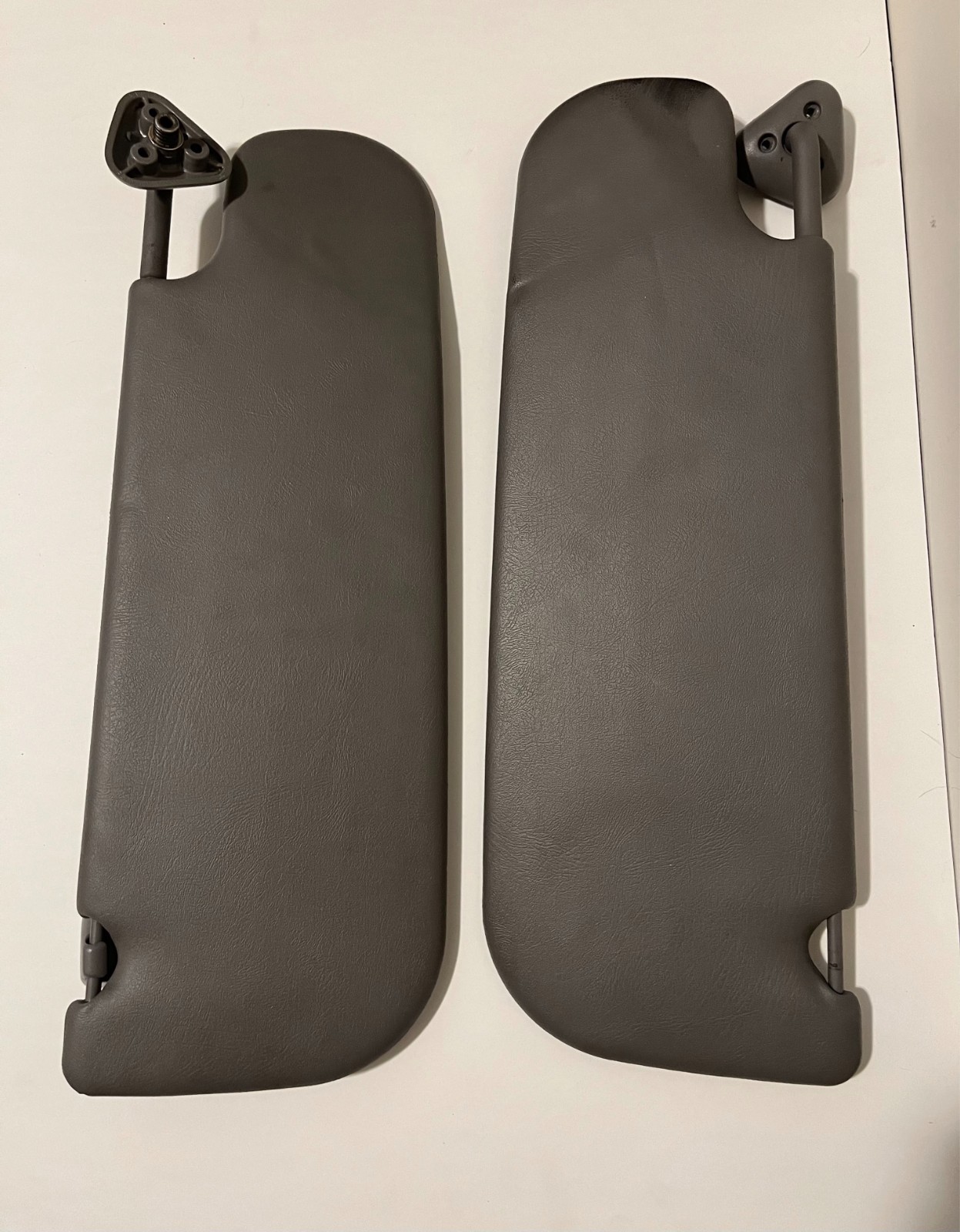 2000-2005 GMC Safari Chevy Astro Sun Visor SET OEM Good Used Gray