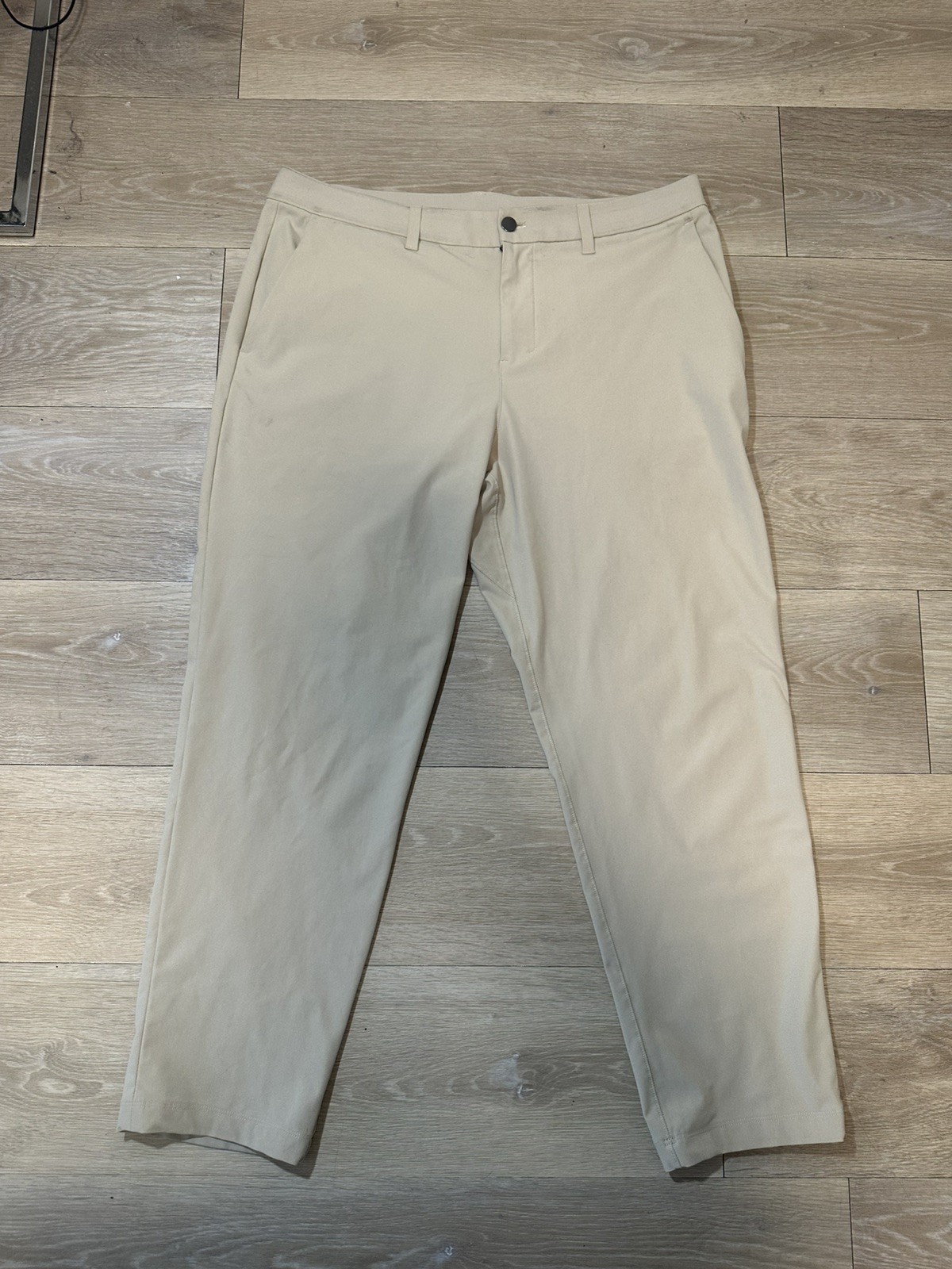 Lululemon Men\'s ABC Pants - 36x28 - Khaki  - Classic Fit