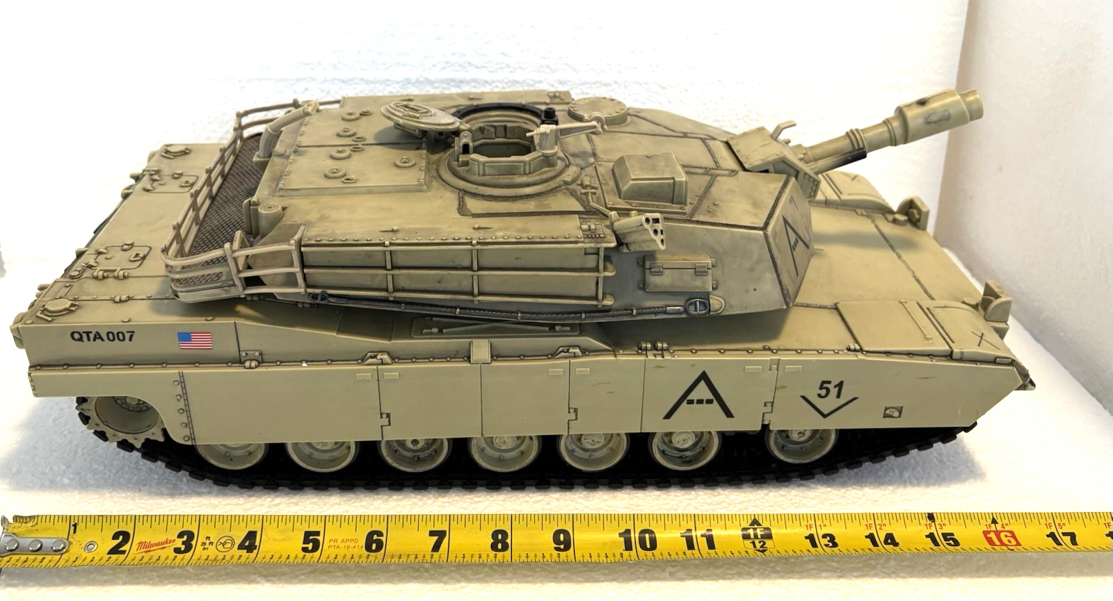 Forces of Valor Bravo Team 1:18 M1A1 Abrams Unimax Tank 2007 8x17\