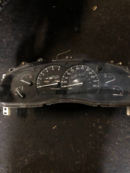 1996-1997 Ford Explorer Ranger Speedometer Gauges Cluster MPH Tachometer OEM