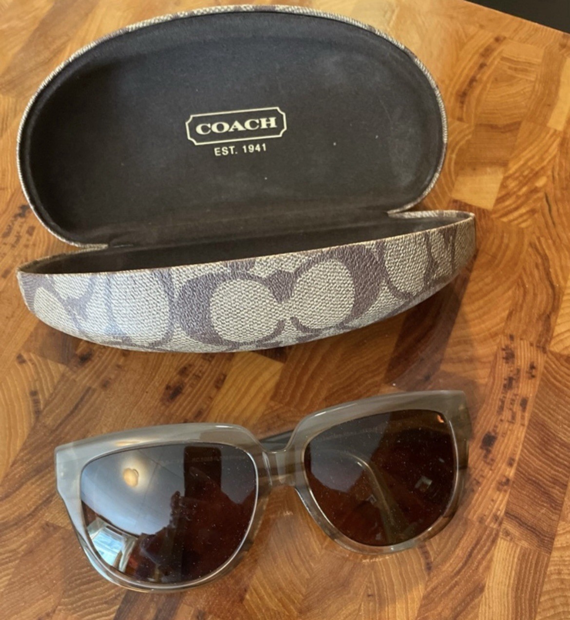 Coach Sunglasses Eyeglass Frames. LO73 Winnie. Seafoam Horn. Plastic. Women's