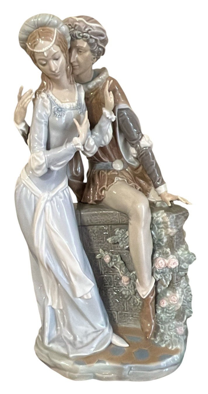 Lladro #1250 Lovers from Verona Romeo & Juliet Figurine Spain No Box