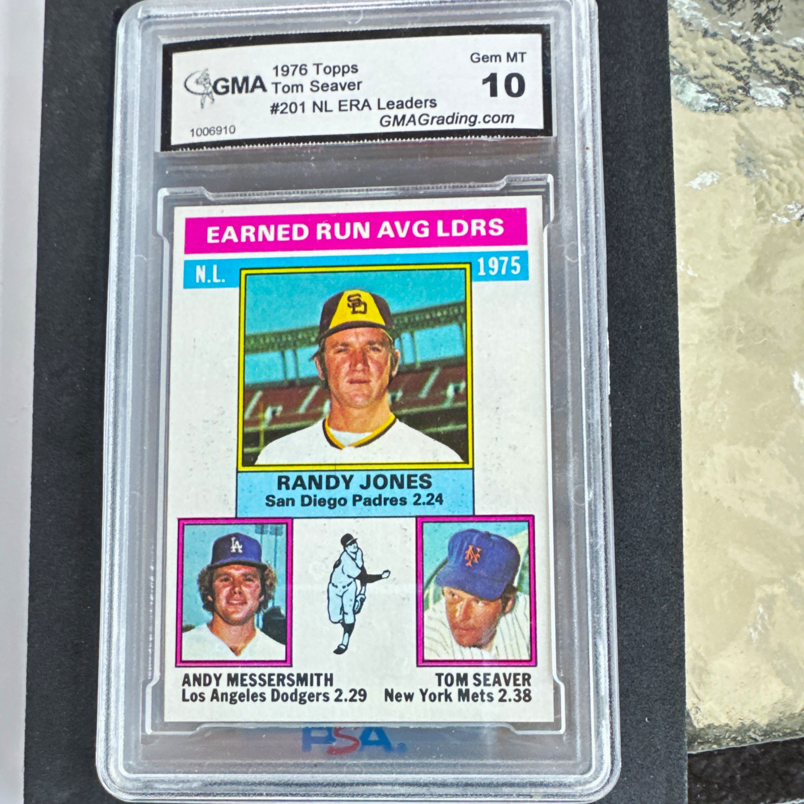Topps 1976 #201 NL ERA Leaders Randy Jones Andy Messersmith Tom Seaver Topps 1976 #201 NL ERA Leaders Randy Jones Andy Messersmith Tom Seaver