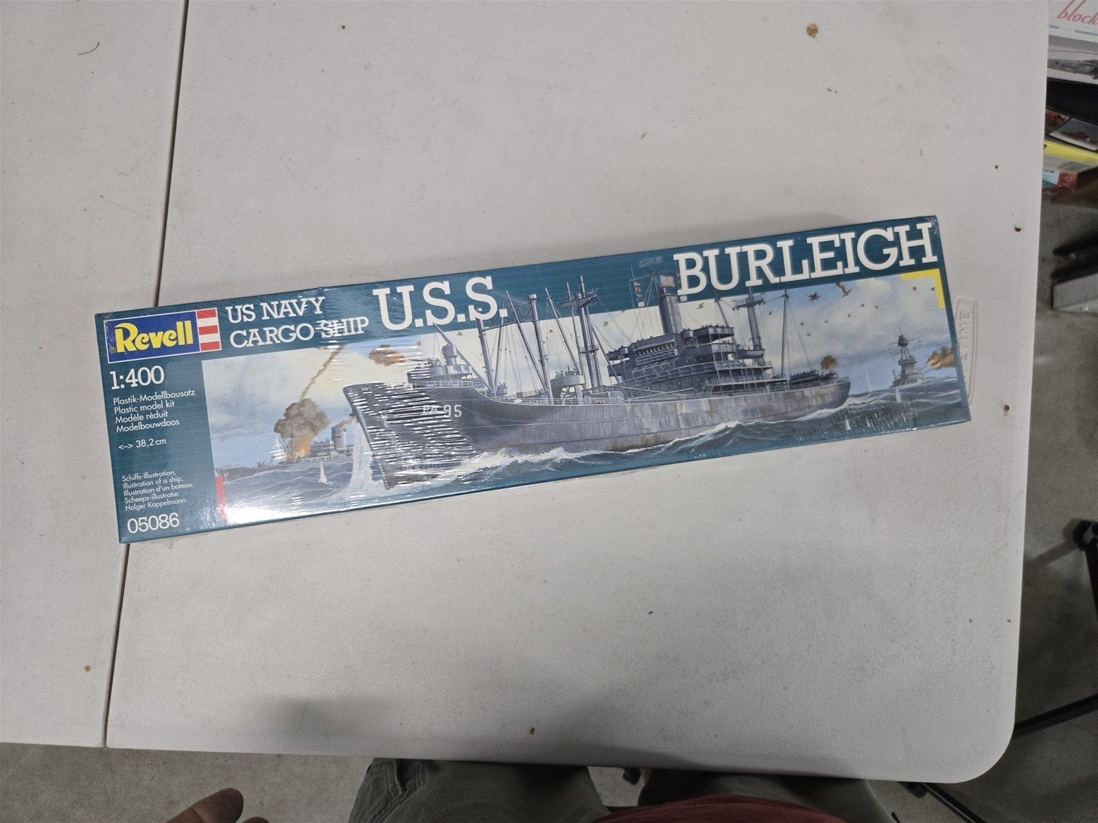 REVELL USS BURLEIGH US NAVY #05086 NEW IN BOX SEALED PLASTIC MODEL 1:400