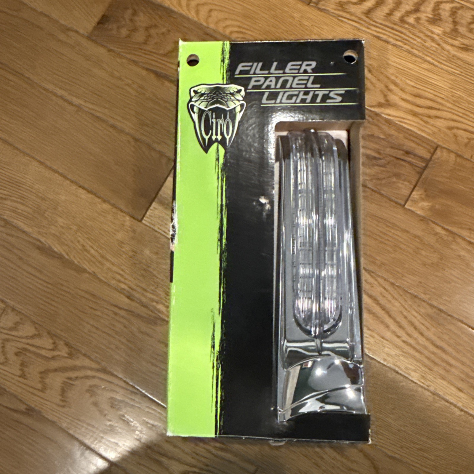 Ciro Filler Panel Light - Chrome  40002 2040-1821  LEFT SIDE ONLY