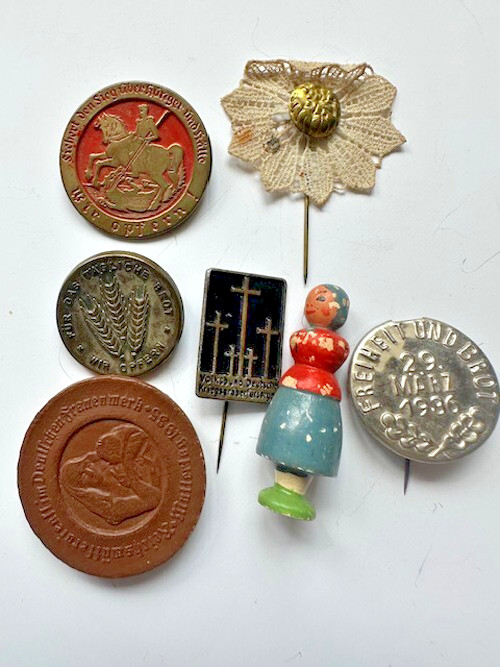 Badge German x7 WHW / Tinnies all from the 1930\'s (2) Badge German x7 WHW / Tinnies all from the 1930\'s (2)
