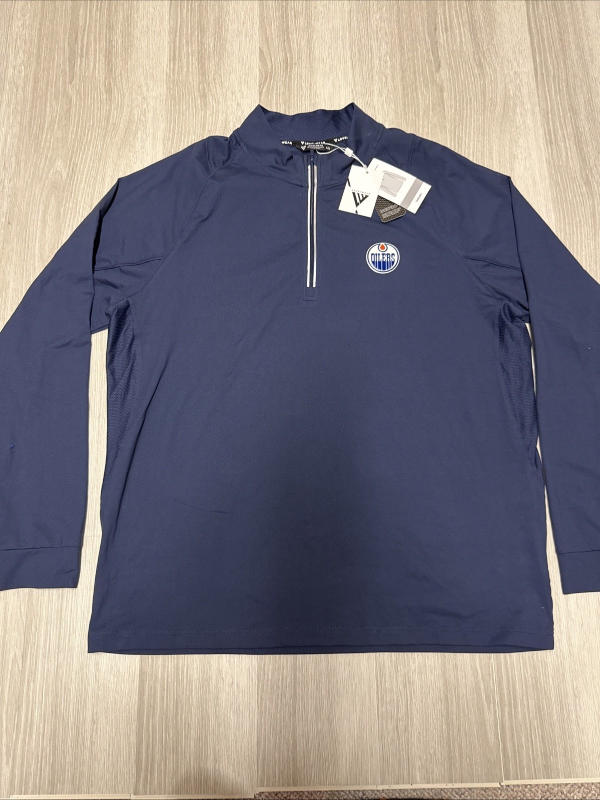 NWT Men’s XL Edmonton Oilers Levelwear Brand 1/4 Zip Pullover 