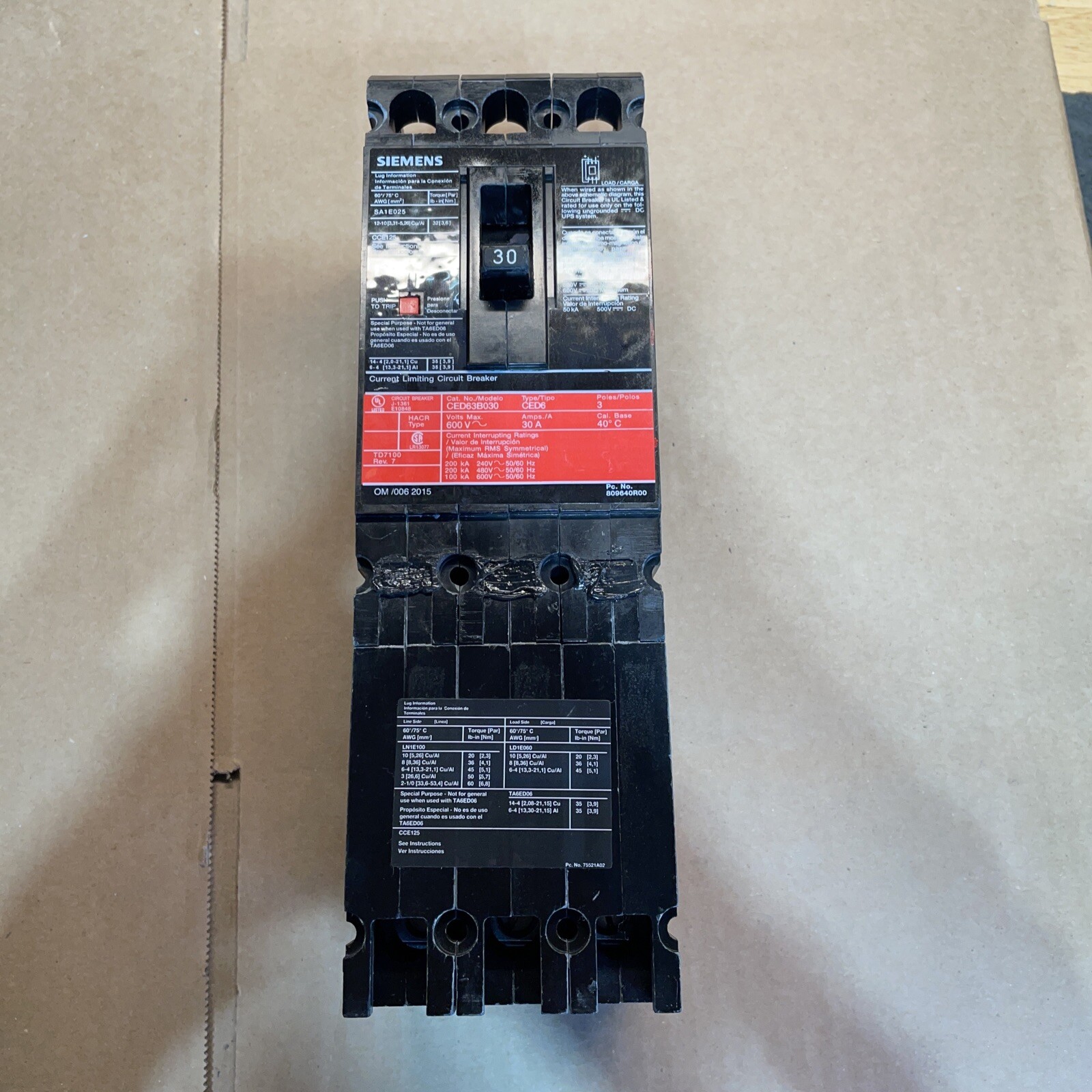 CED63B030L Molded Case 30A 600V Circuit Breaker 3Pole Sentron Series CED Circuit CED63B030L Molded Case 30A 600V Circuit Breaker 3Pole Sentron Series CED Circuit