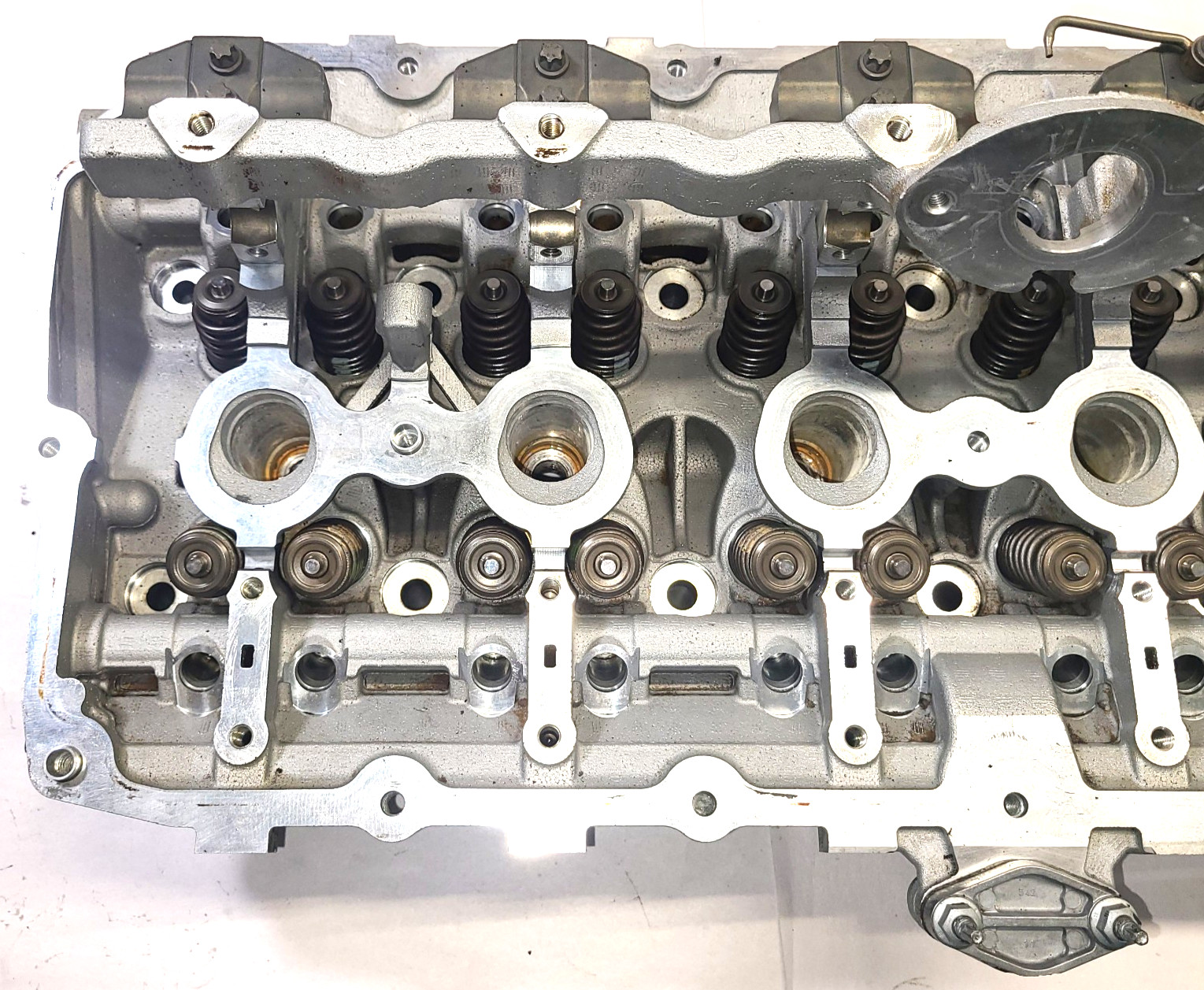 06-13 BMW N52B30 CYLINDER HEAD - 7535325 - OEM USED -  