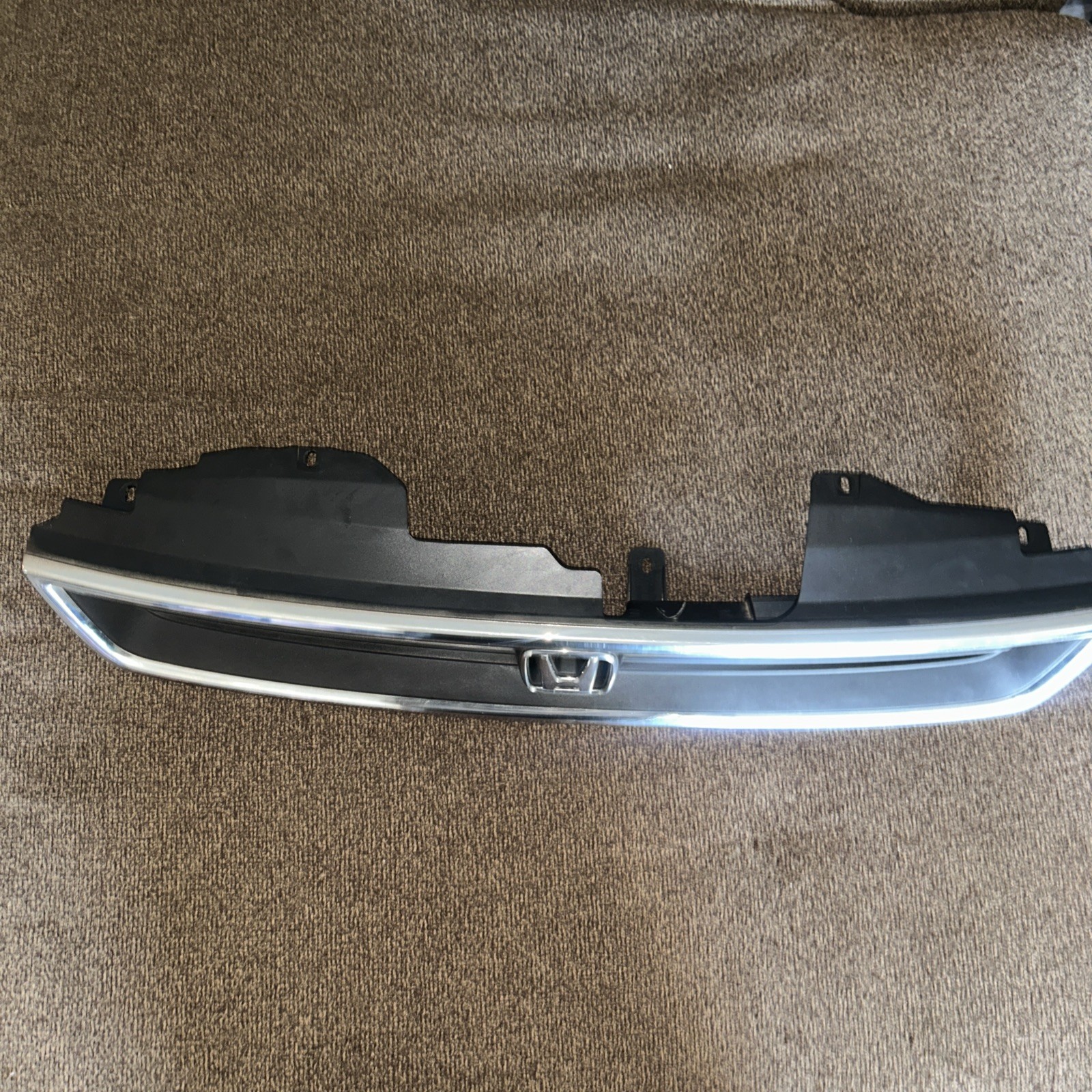 1996-1997 Honda Accord 2.2L Station Wagon Grille Grill OEM Tested 