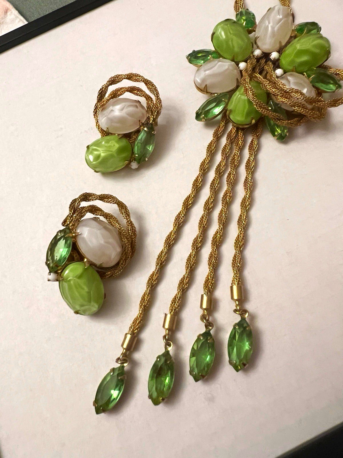 Vintage Signed Rifas Demi Parure Necklace & Clip Earrings Green & White Glass