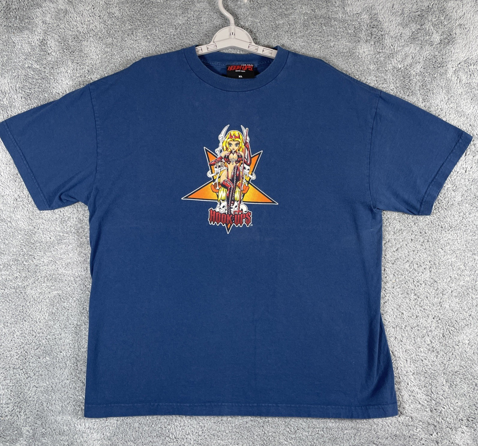 VTG Hook Ups Skateboards Shirt XL Devil Pinup Babe Pentagram Skull Klein 90s USA