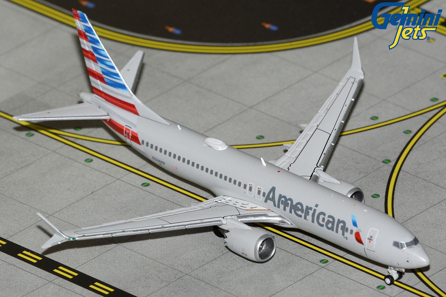 GeminiJets 1:400 American Airlines Boeing 737 MAX 8 N326RP GJAAL2358 IN STOCK GeminiJets 1:400 American Airlines Boeing 737 MAX 8 N326RP GJAAL2358 IN STOCK