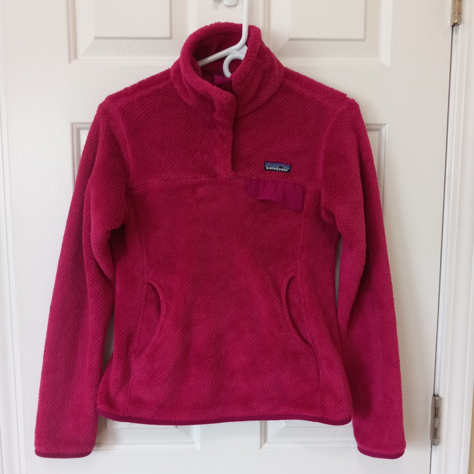 PATAGONIA WOmen\'s Raspberry Pink Polyester Fleece Pullover Snap Button Casual S