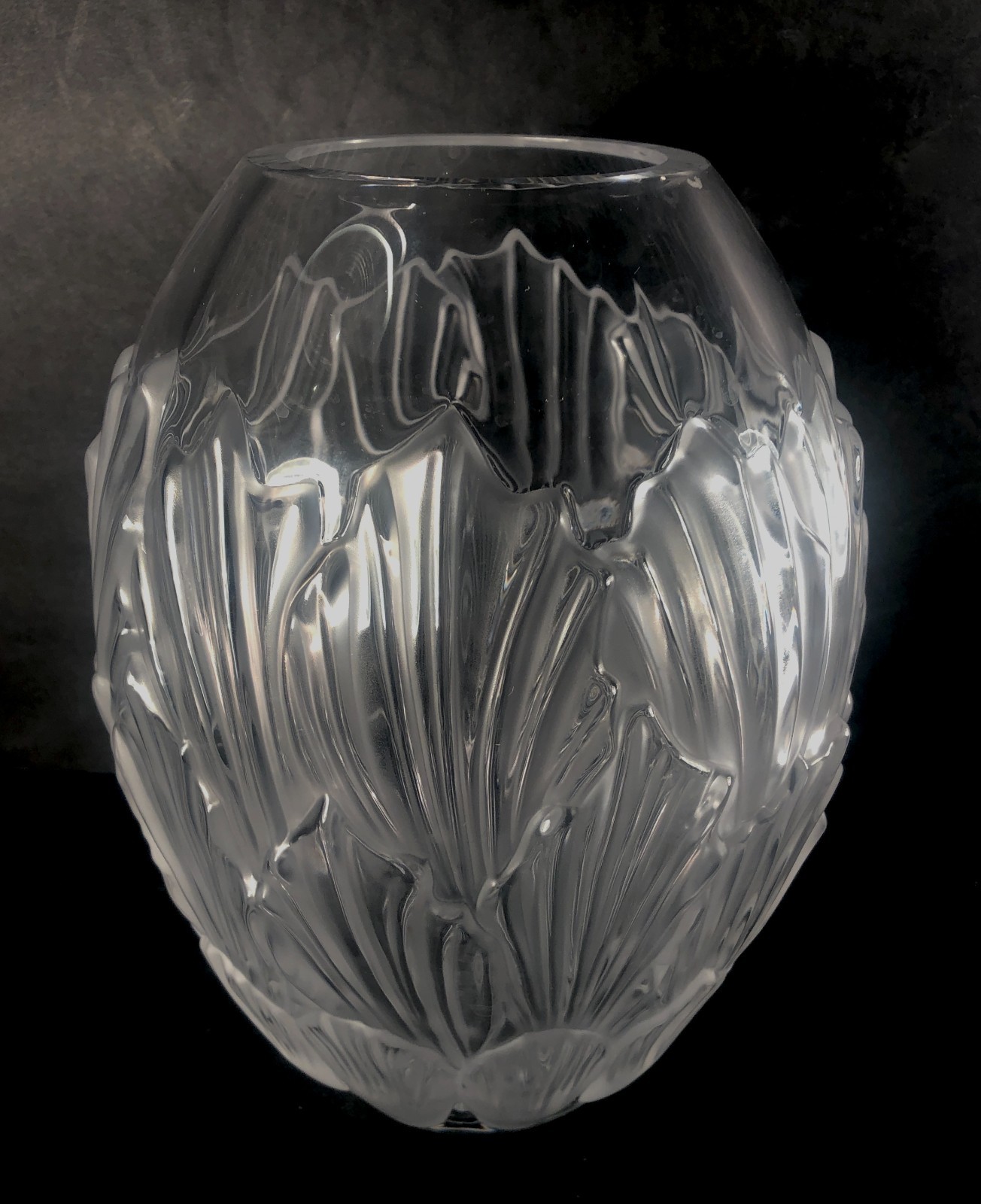 Vintage Lalique France Frosted Sand Drift Vase