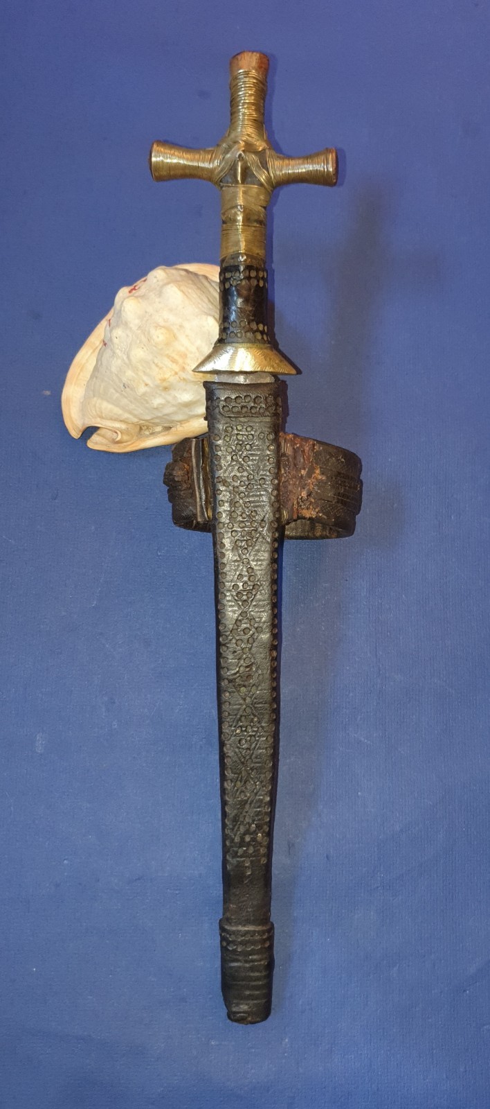 An antique Tuareg telek arm Dagger, Niger, North African no sword, dagger, knife