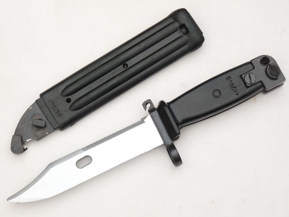 Vintage Rifle Fighting Knife Bayonet w/ Scabbard