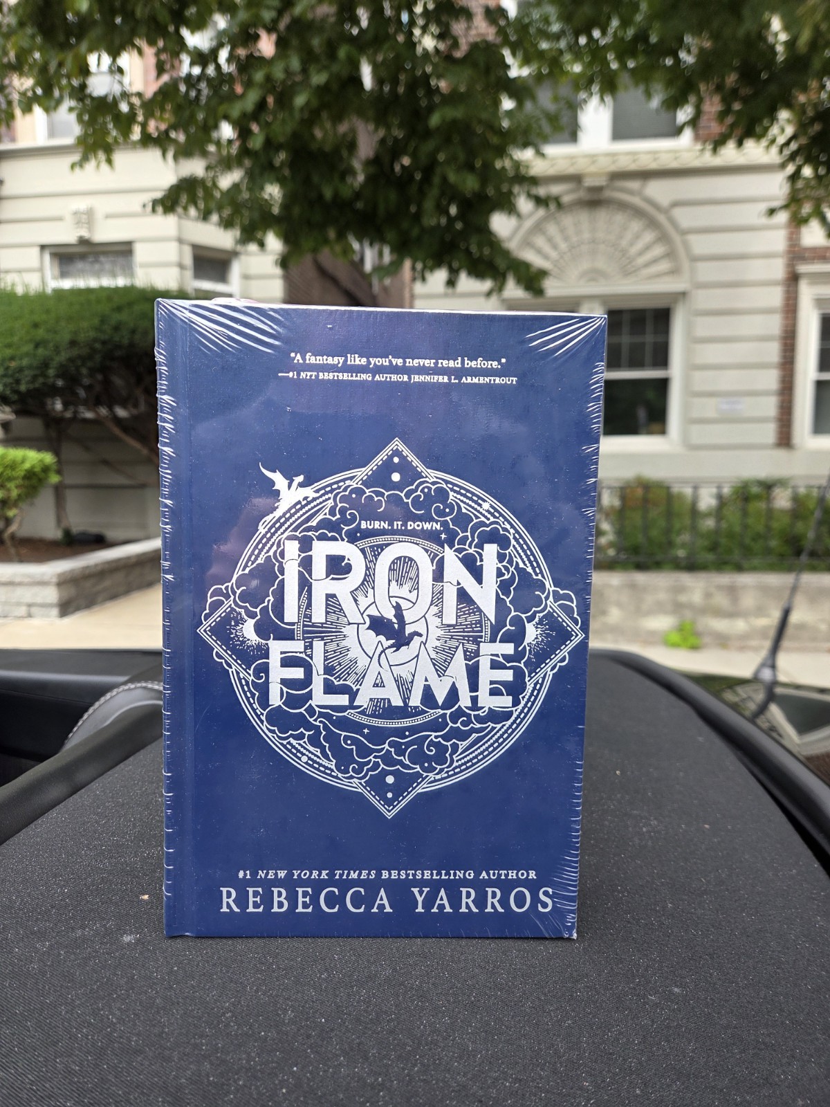 BRAND NEW 9/25/26 SGA Rebecca Yarros Iron Flame Red Sox Special Edition Sealed