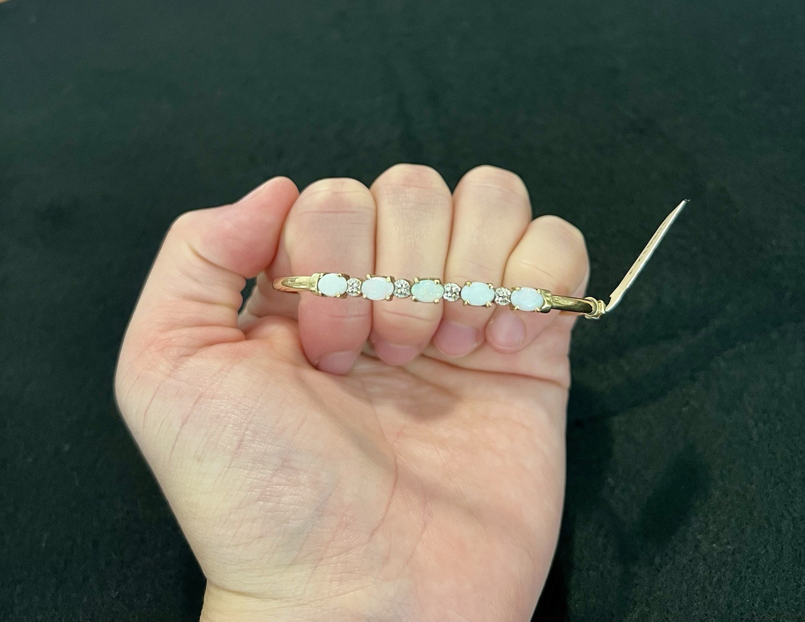 Vintage 10K Yellow Gold 5 Opal Bangle Bracelet Estate Fine Jewelry