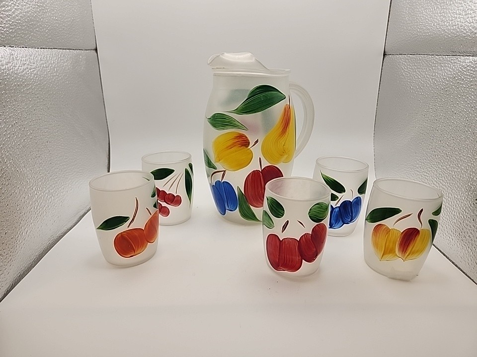 Set of 6 Bartlett-Collins Fruit Design 1 Pitcher With 5 Glasses