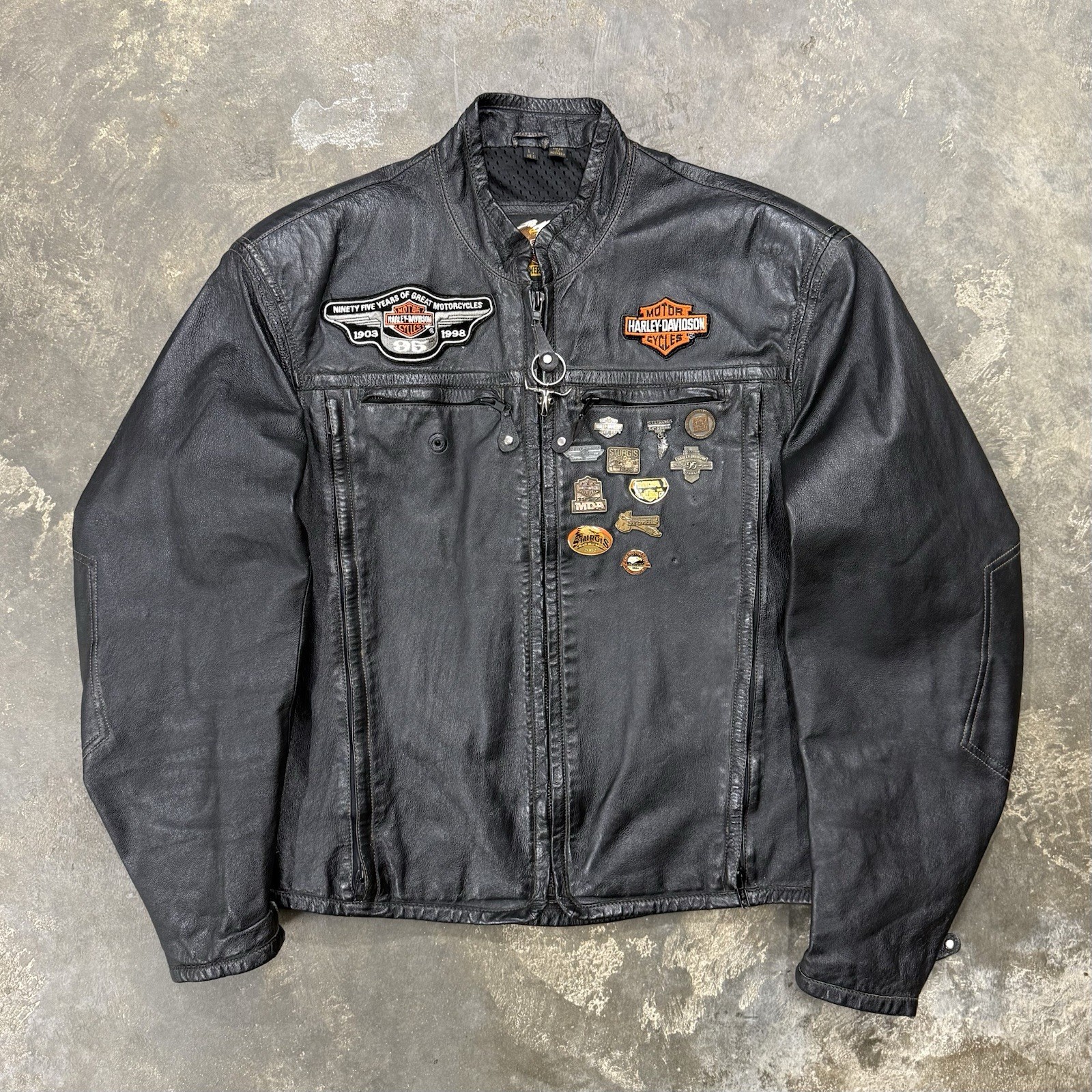 Vintage 1998 Harley Davidson 95th Anniversary Leather Jacket Mens L Pins Patches Vintage 1998 Harley Davidson 95th Anniversary Leather Jacket Mens L Pins Patches