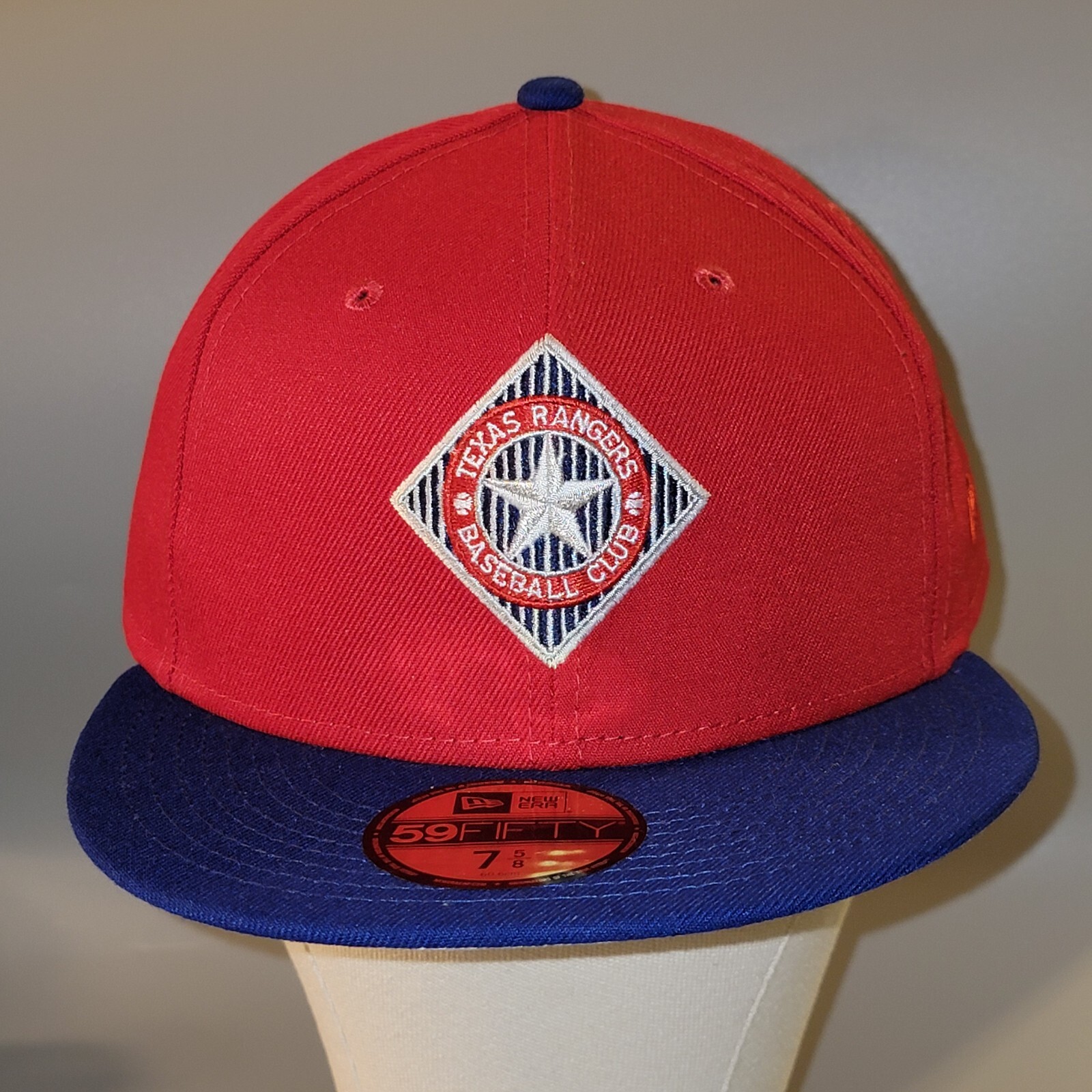 Texas Rangers 1994 Logo New Era 59FIFTY Hat Club Exclusive Red Royal Hat Sz 7 ⅝ Texas Rangers 1994 Logo New Era 59FIFTY Hat Club Exclusive Red Royal Hat Sz 7 ⅝