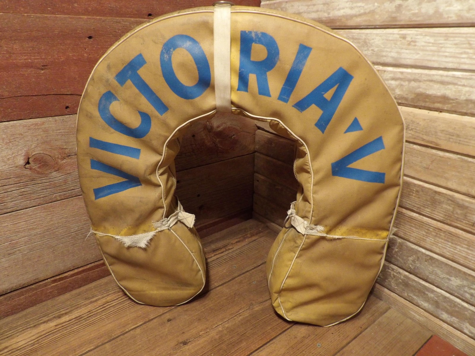 Vintage Jim Buoy VICTORIA \'V Model 940 Horseshoe Pony Buoy Life Preserver Vintage Jim Buoy VICTORIA \'V Model 940 Horseshoe Pony Buoy Life Preserver
