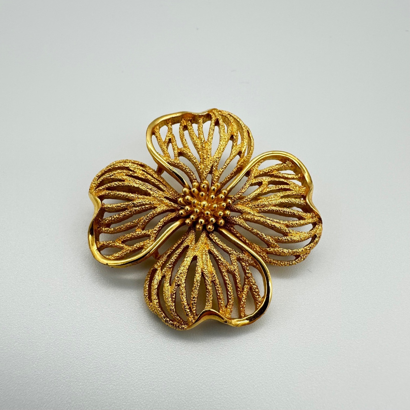 TRIFARI Vintage Flower Brooch Gold Tone Textured Floral Pin Large OS